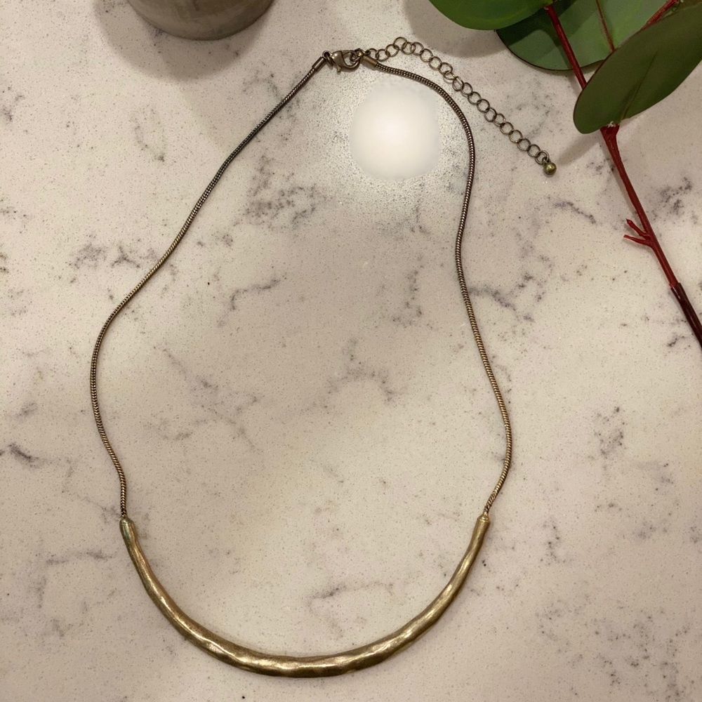 Brushed Gold Curved Bar Necklace
